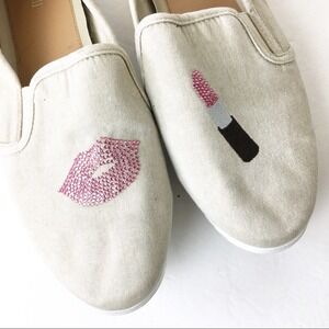 SZ 11 BarIII Lipstick & Lips Rhinestone Flats